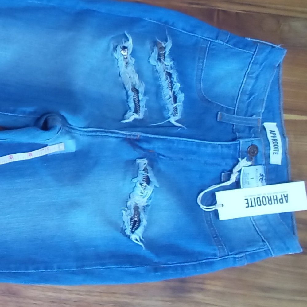 Aphrodite Junior Skinny Jeans Size 1